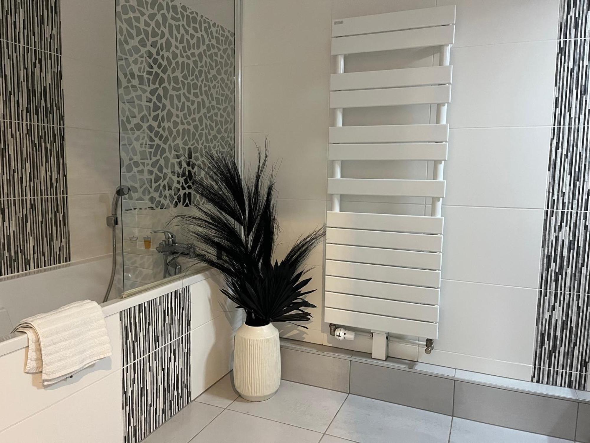 A Few Steps From Basel With Balcony And Free Private Parking Apartment แซ็ง-ลุยส์ ภายนอก รูปภาพ